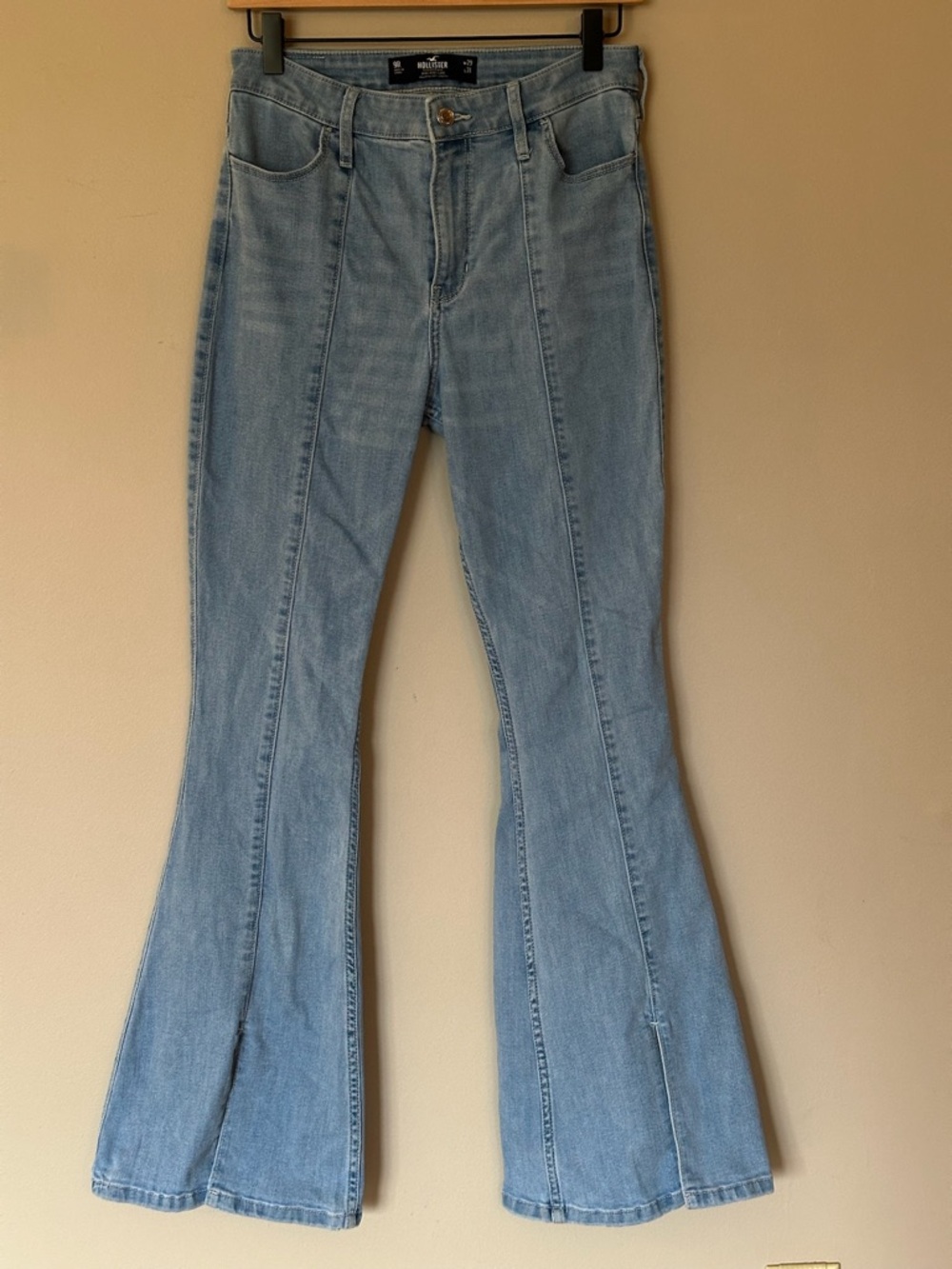 Light Wash Flared Women’s Jeans